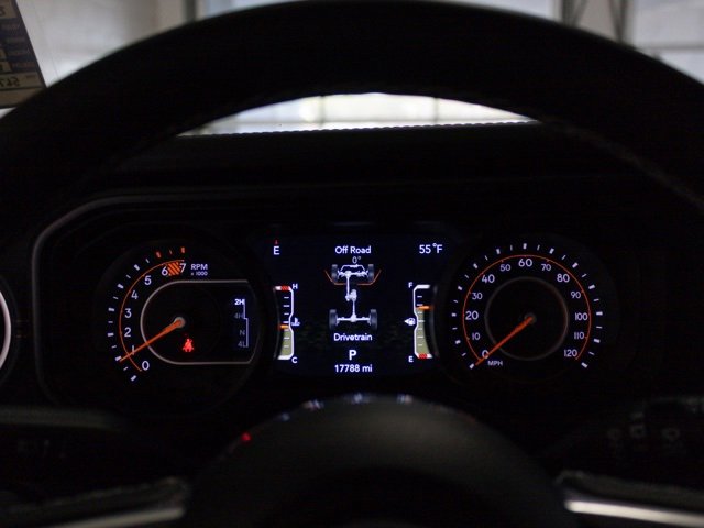 Certified 2025 Jeep Wrangler Sahara w/ Safety Group image 11