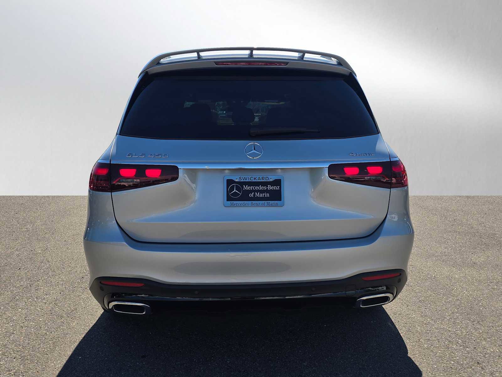 Used 2026 Mercedes-Benz GLS 450 4MATIC image 5
