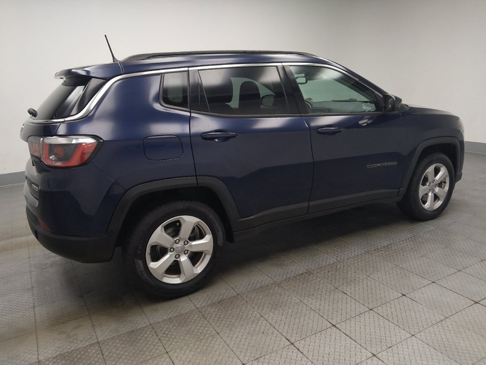 Used 2018 Jeep Compass Latitude w/ Safe & Security Group FWD image 10