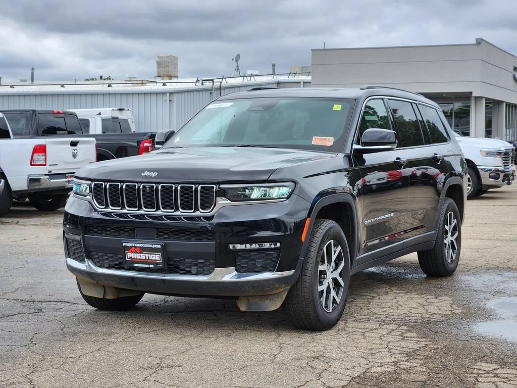 Used 2024 Jeep Grand Cherokee L Limited w/ Luxury Tech Group II AWD/4WD image 4
