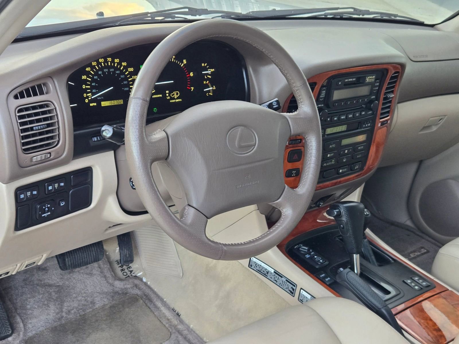 Used 1999 Lexus LX 470 4WD image 11