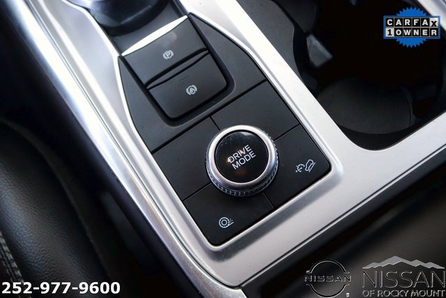 Used 2022 Ford Explorer Limited w/ Equipment Group 301A image 22