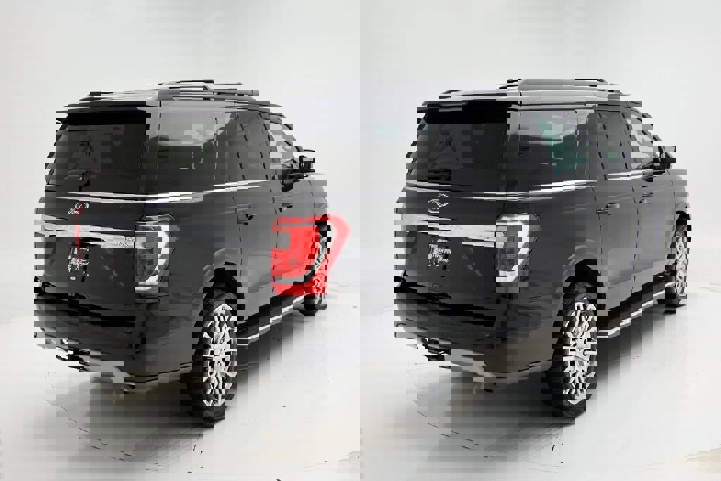 Used 2021 Ford Expedition Max XLT image 9