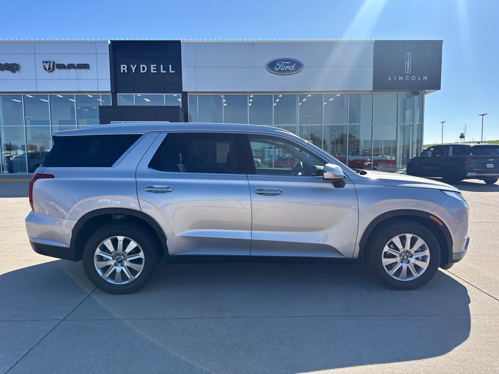 Used 2025 Hyundai Palisade SEL AWD/4WD image 2