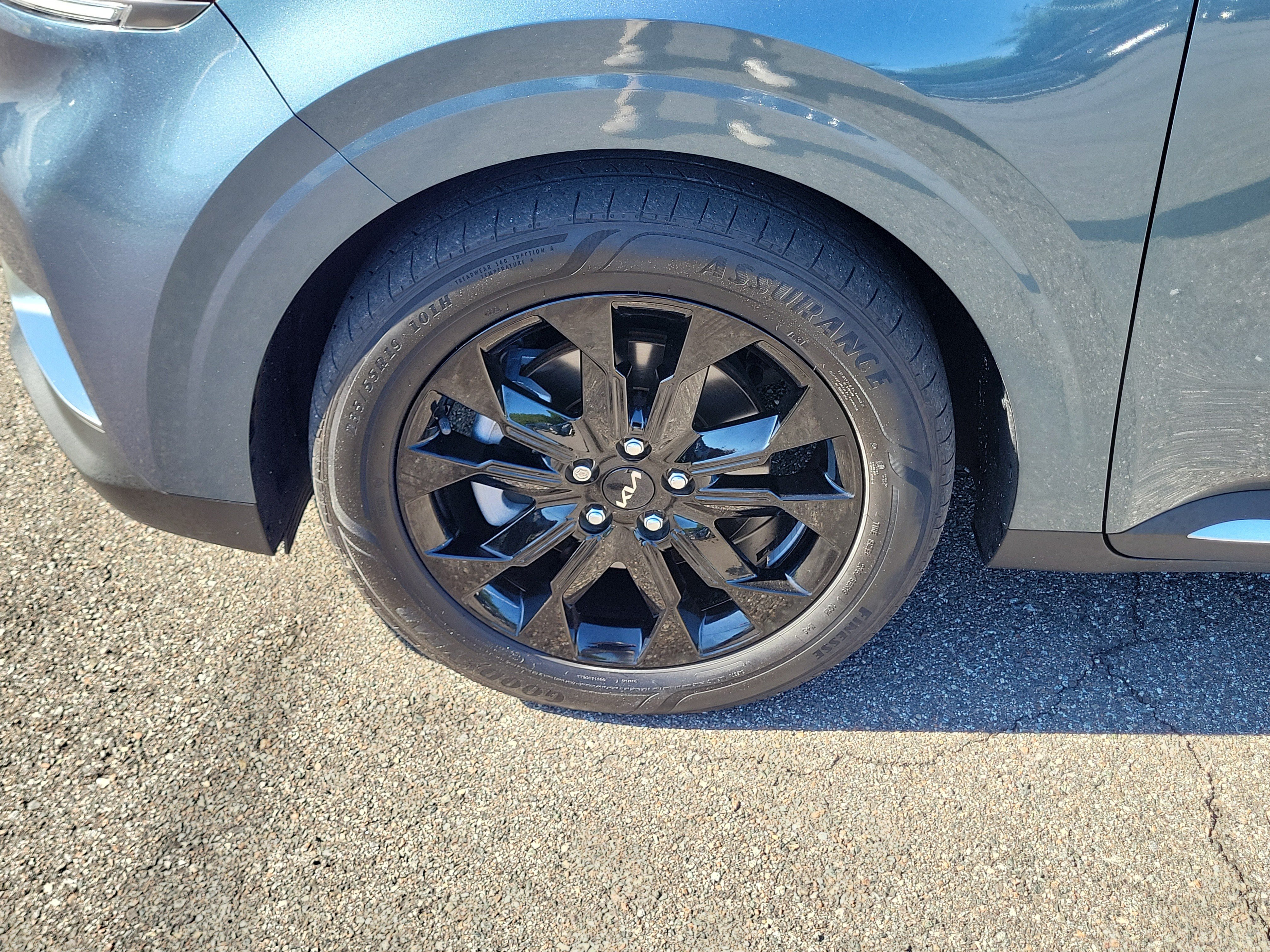 Certified 2024 Kia Carnival SX Prestige FWD image 39
