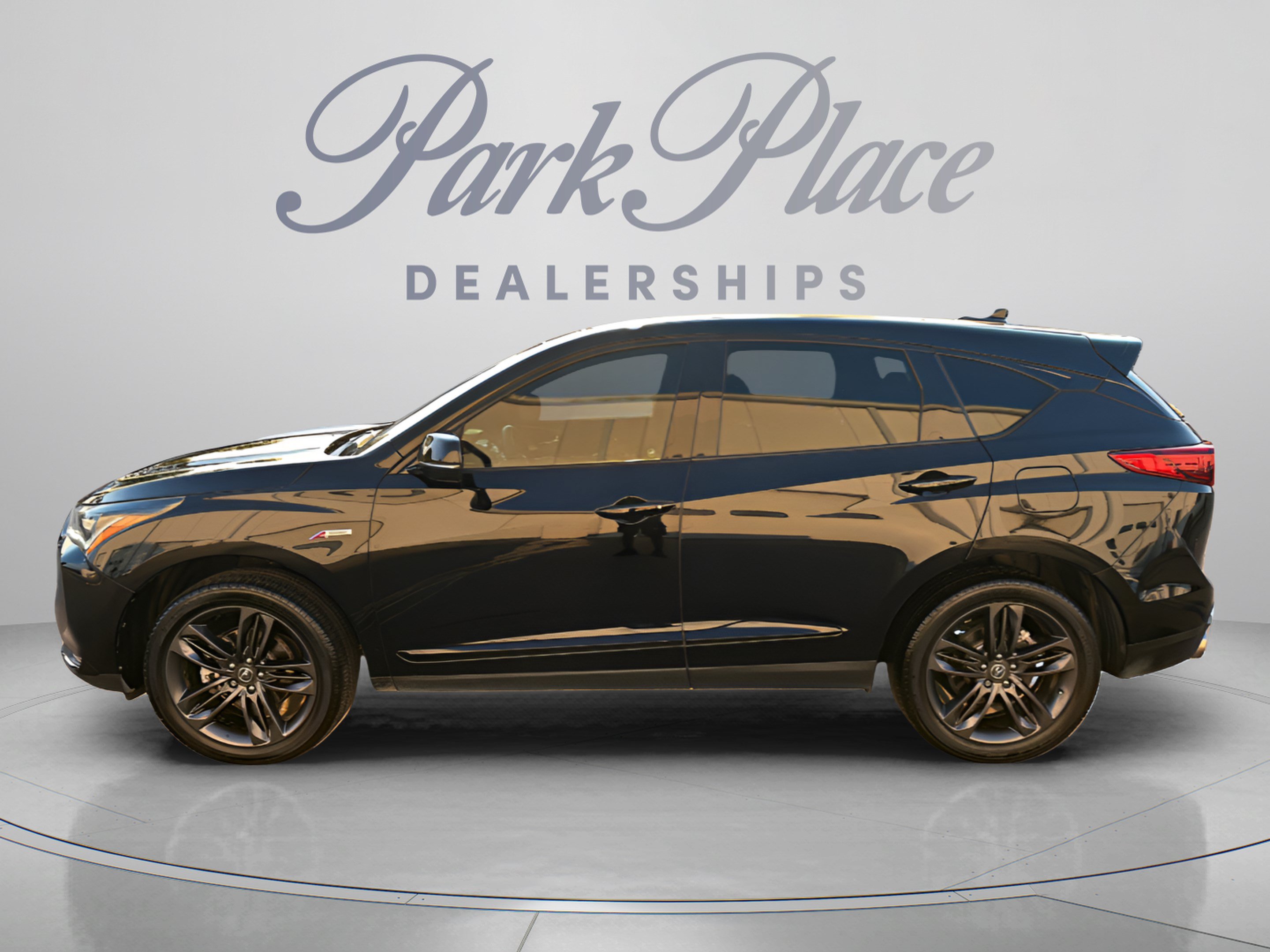Used 2023 Acura RDX w/ Advance Package FWD image 2