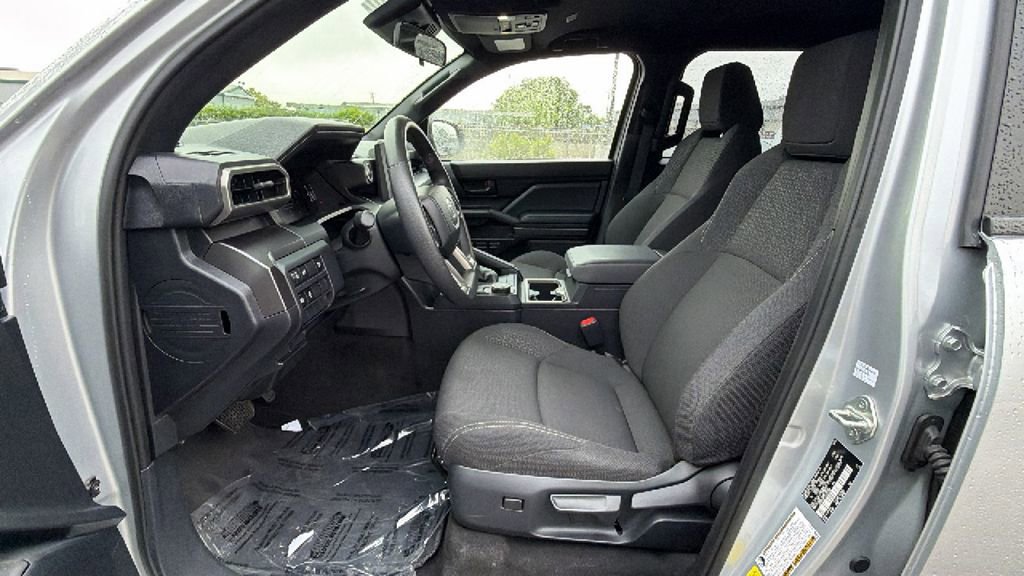 Used 2025 Toyota 4Runner SR5 image 16