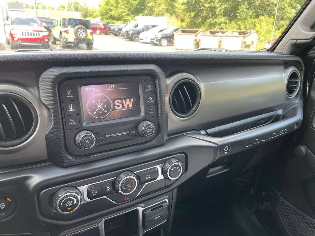 Used 2021 Jeep Wrangler Sport AWD/4WD image 16