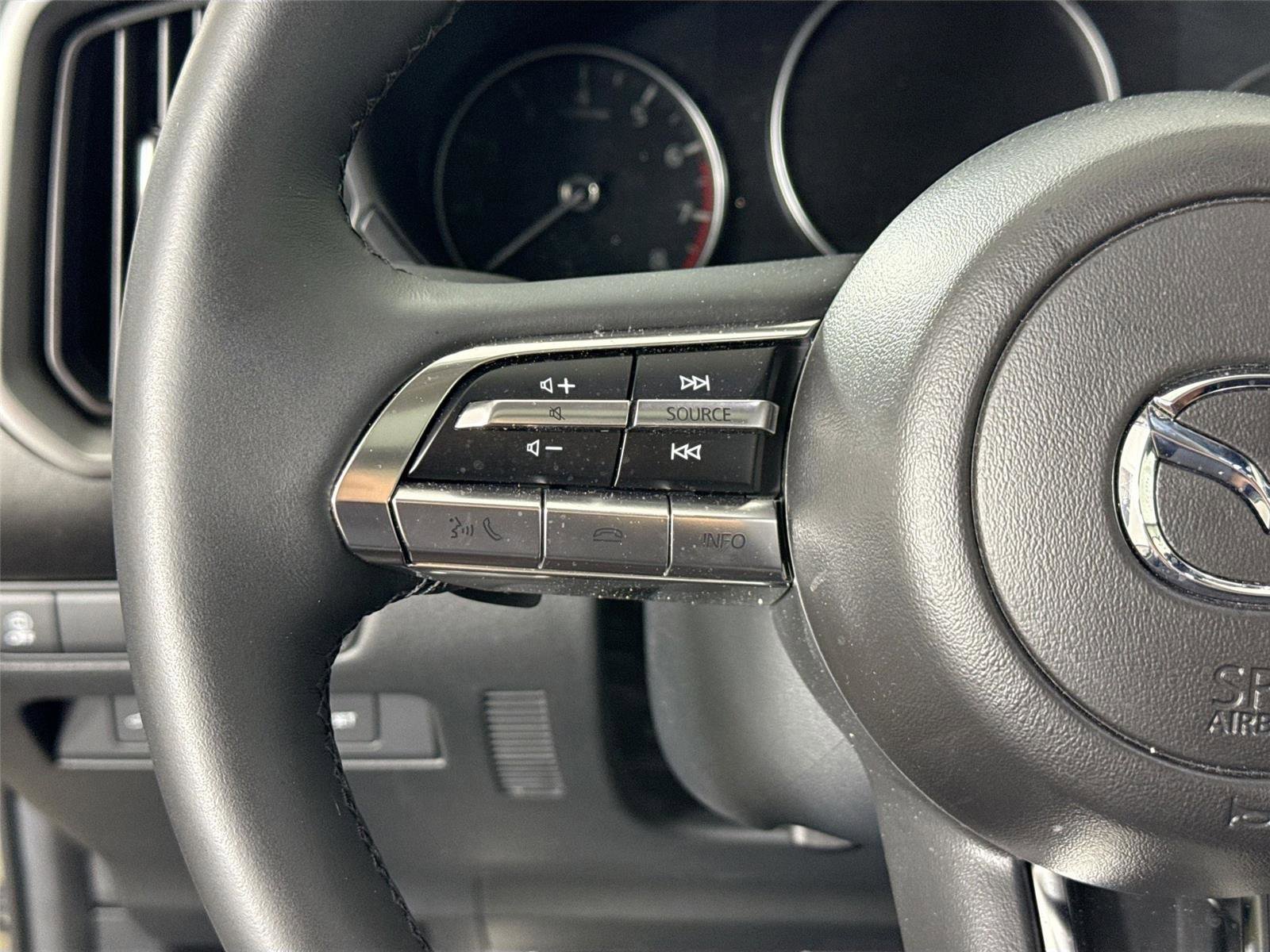 Used 2026 MAZDA CX-50 Meridian Edition w/ Apex Package image 18