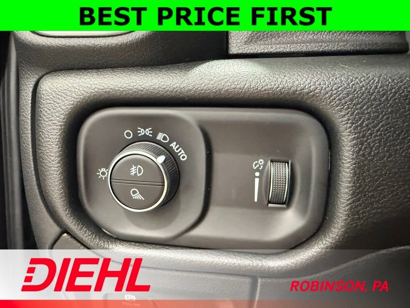 New 2026 RAM 1500 Express image 19