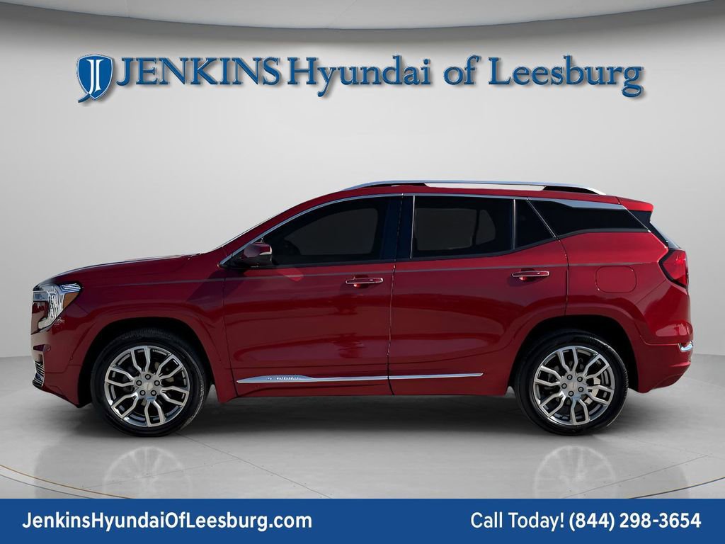 Used 2022 GMC Terrain Denali w/ Denali Premium Package image 6