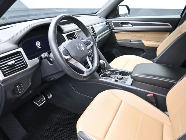 Certified 2023 Volkswagen Atlas Cross Sport SEL R-Line image 18