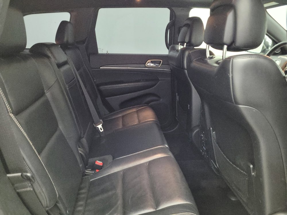 Used 2017 Jeep Grand Cherokee Limited image 19