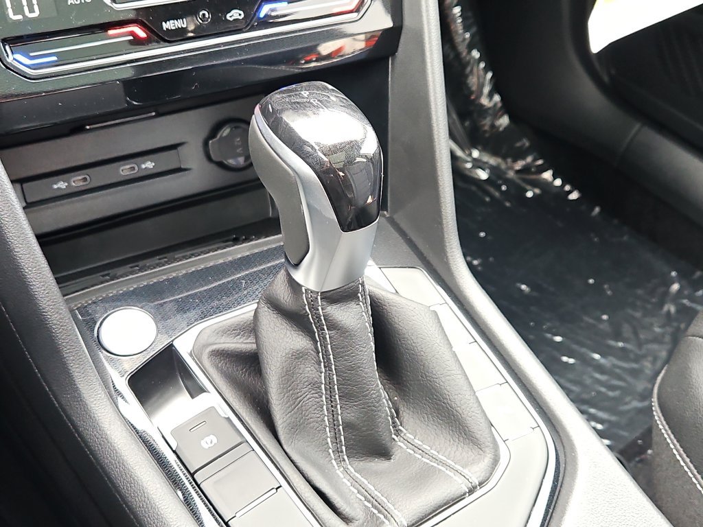 New 2026 Volkswagen Taos SEL AWD/4WD image 20