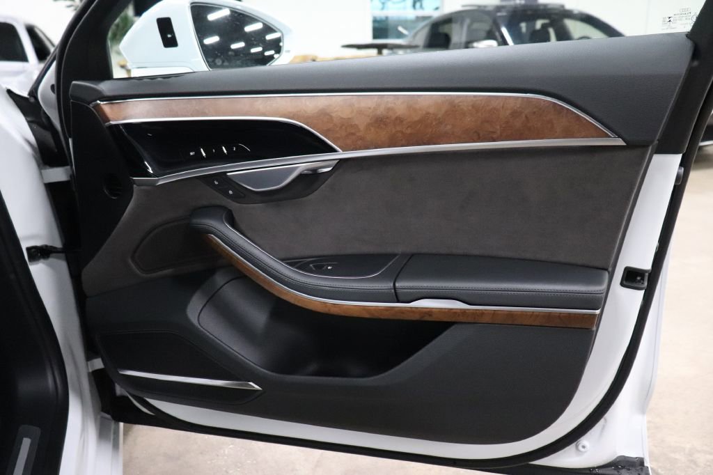 Used 2019 Audi A8 L 3.0T image 24