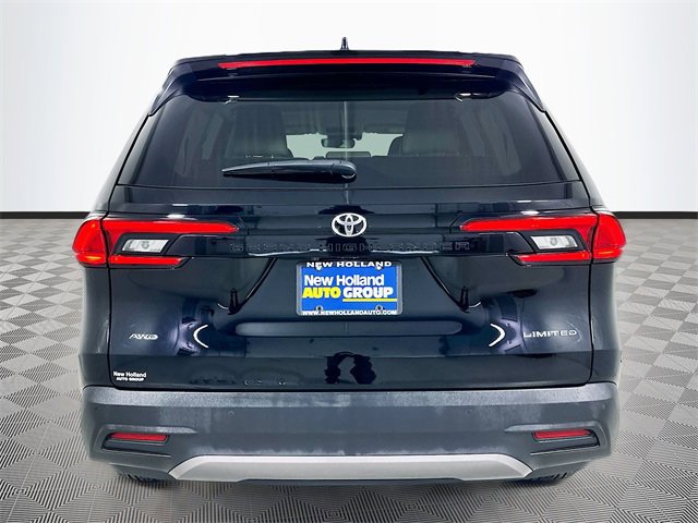 Used 2024 Toyota Grand Highlander Limited image 6