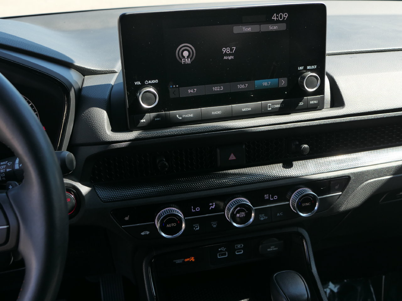 Used 2025 Honda CR-V Sport image 18