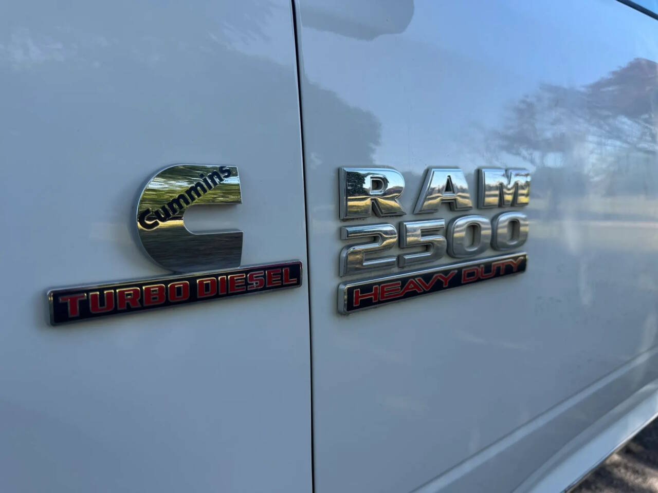 Used 2017 RAM 2500 Tradesman w/ Chrome Appearance Group RWD image 14