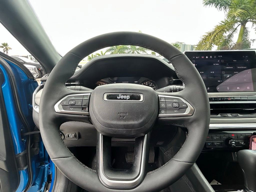 Used 2023 Jeep Compass Limited AWD/4WD image 21