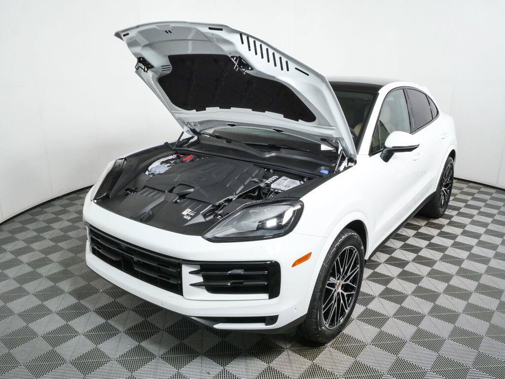 New 2026 Porsche Cayenne Coupe AWD/4WD image 35