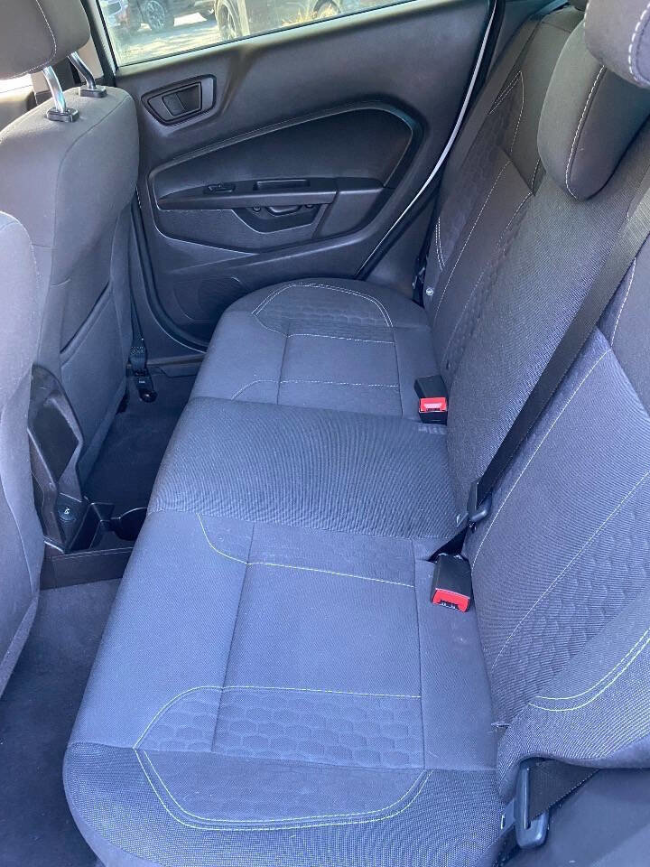 Used 2018 Ford Fiesta SE w/ Equipment Group 201A image 13