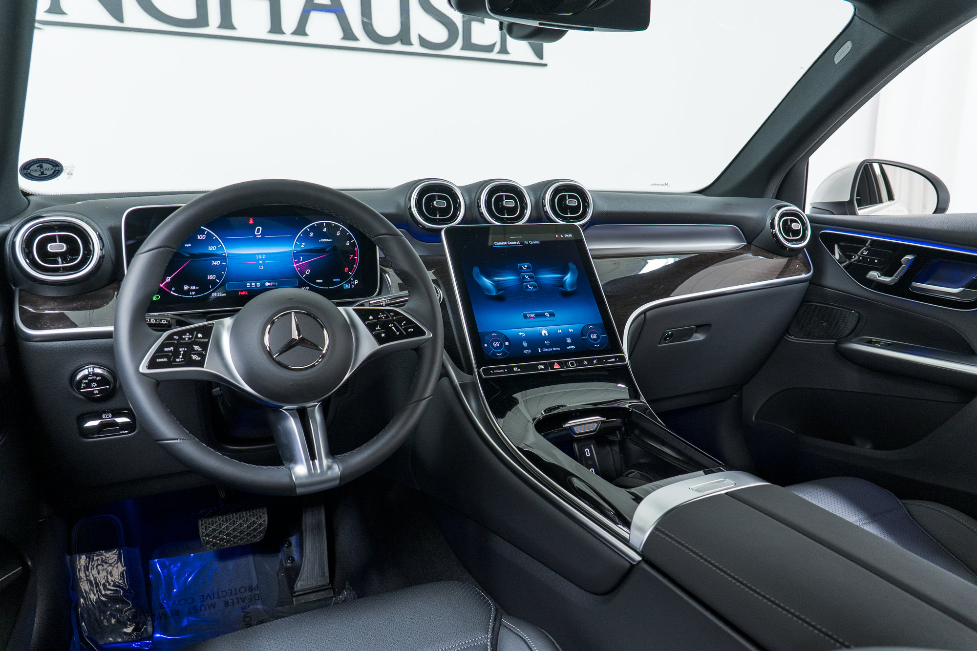 New 2026 Mercedes-Benz GLC 300 4MATIC image 16