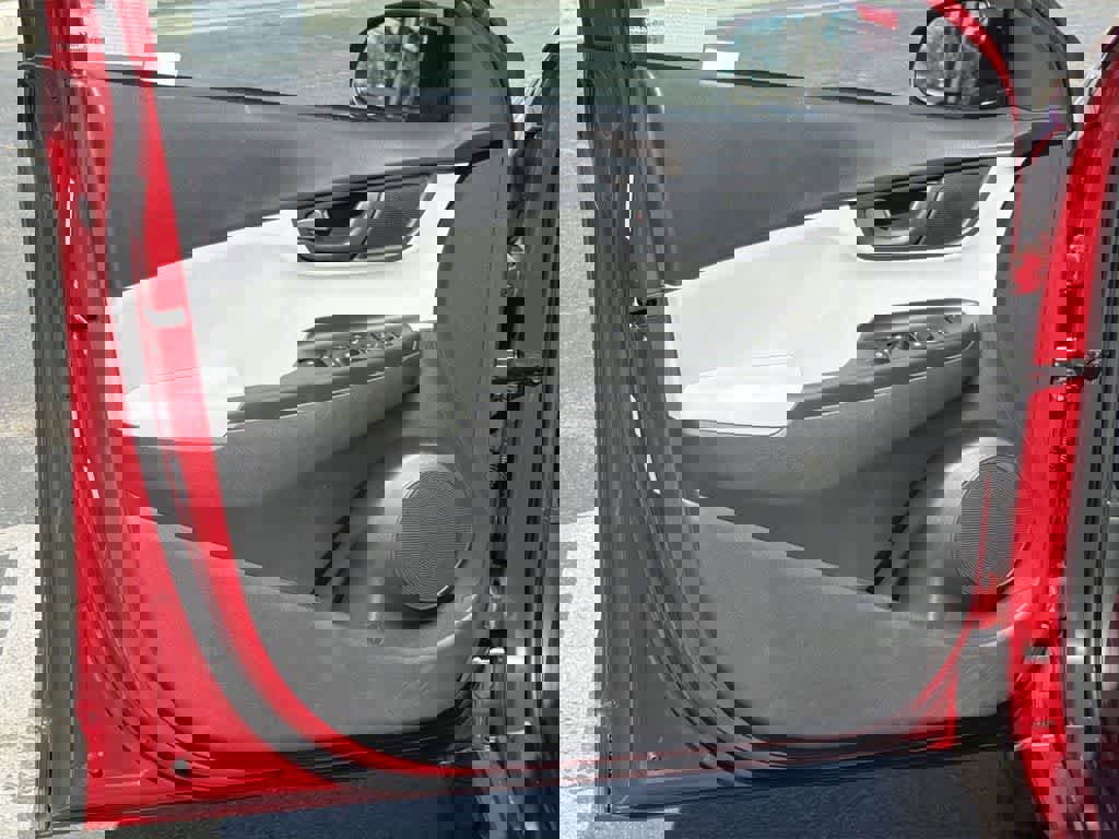 Used 2023 Hyundai Kona SEL image 20