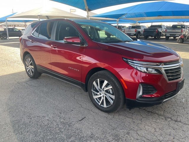 Used 2024 Chevrolet Equinox LT image 3