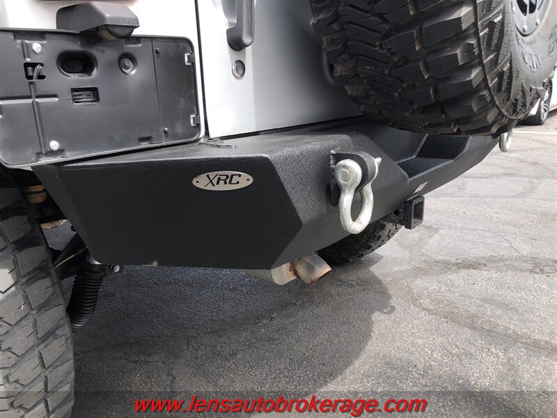 Used 2012 Jeep Wrangler Rubicon w/ Connectivity Group AWD/4WD image 20