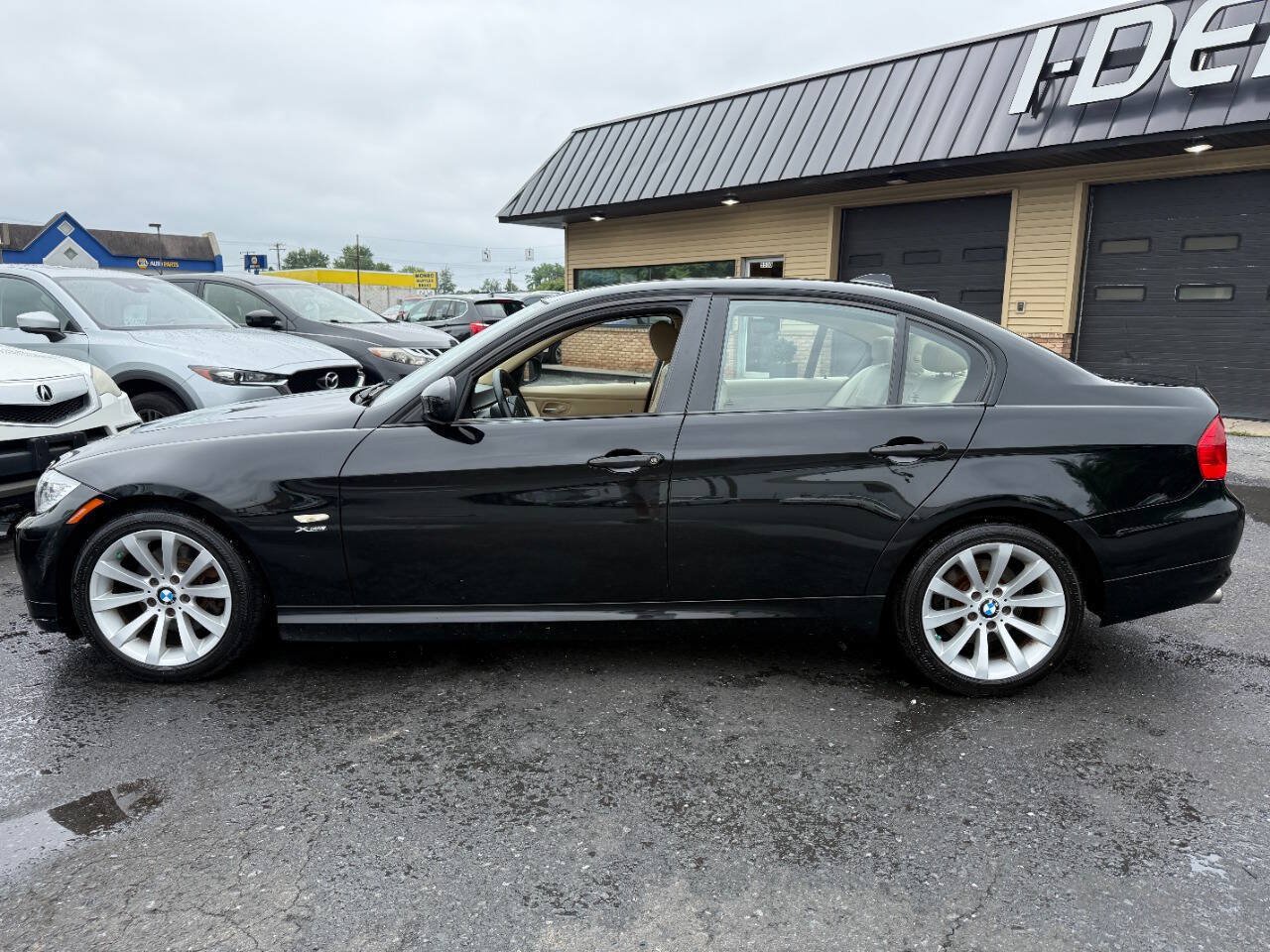Used 2009 BMW 328i xDrive Sedan AWD/4WD image 8