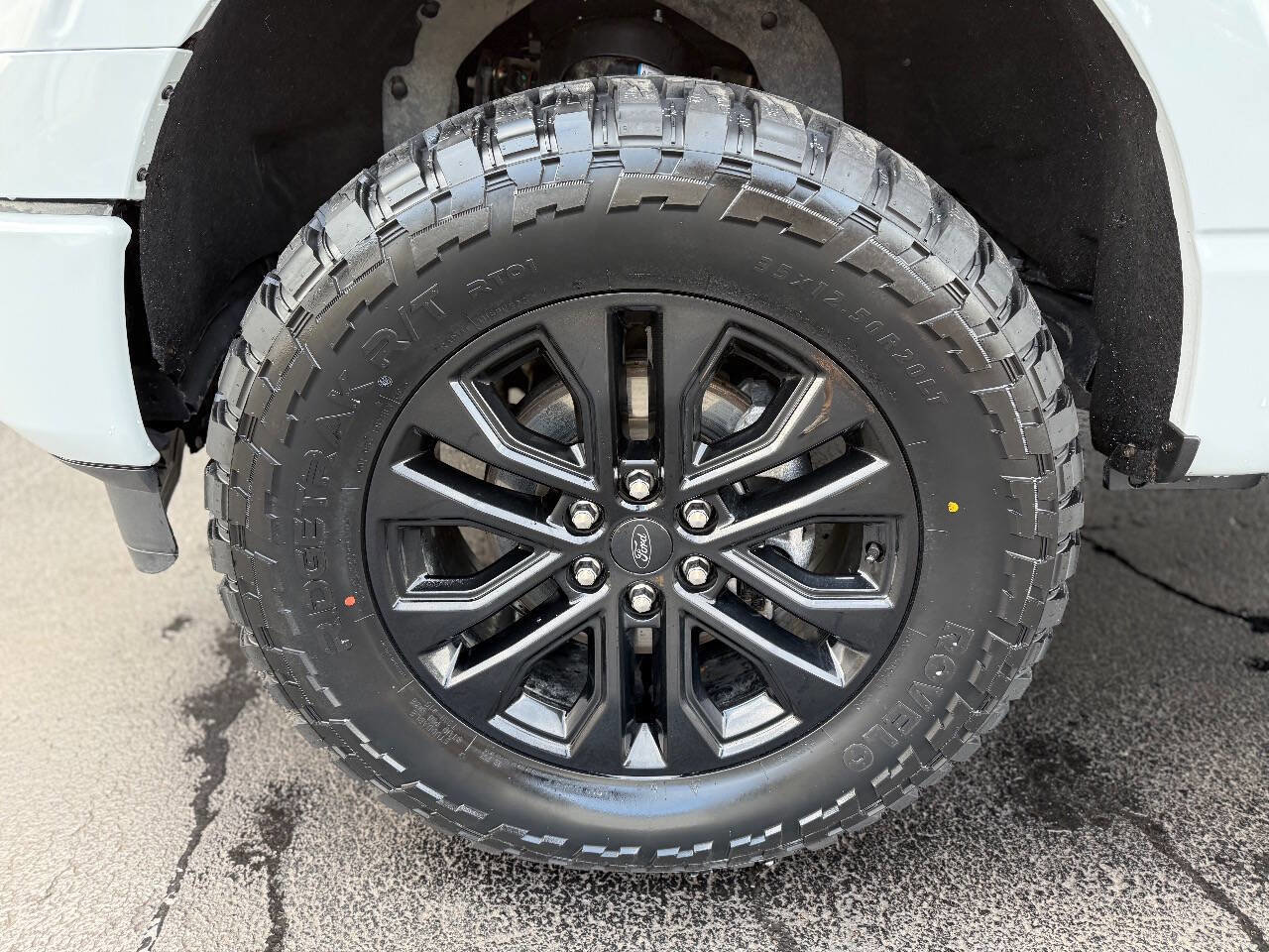 Used 2024 Ford F150 Lariat AWD/4WD image 11