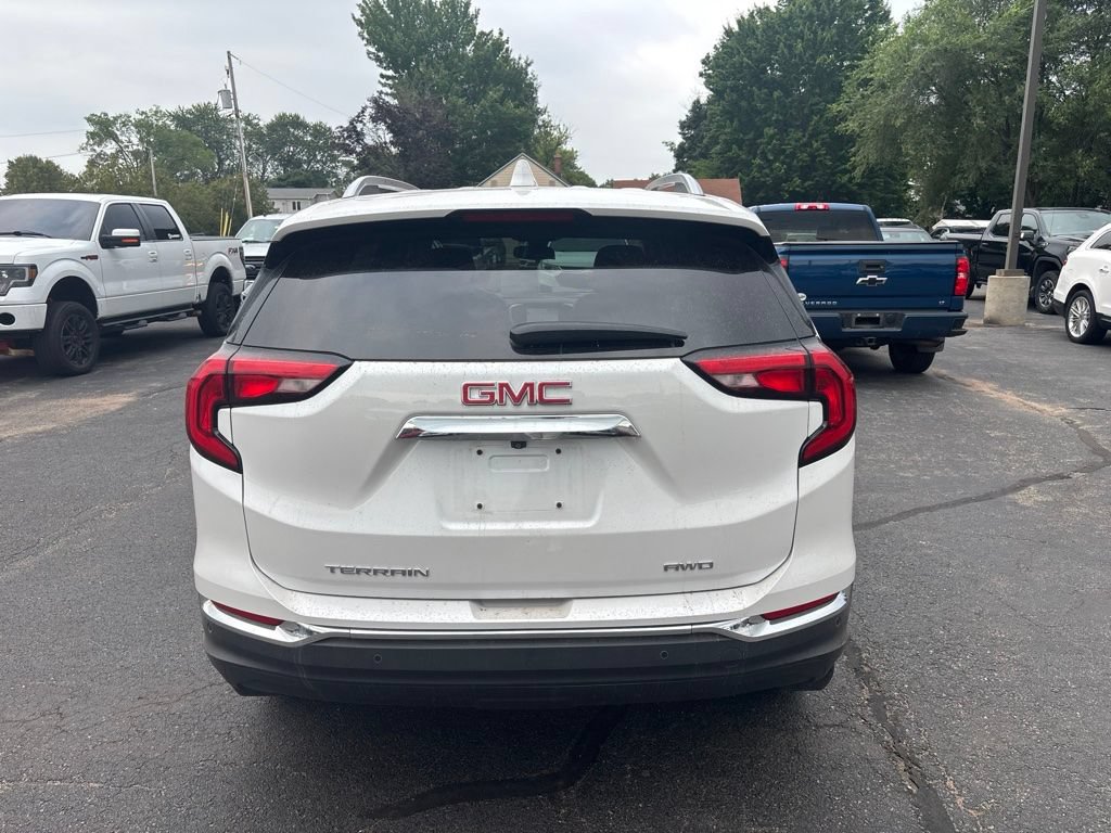 Used 2021 GMC Terrain SLT w/ Infotainment Package II AWD/4WD image 7