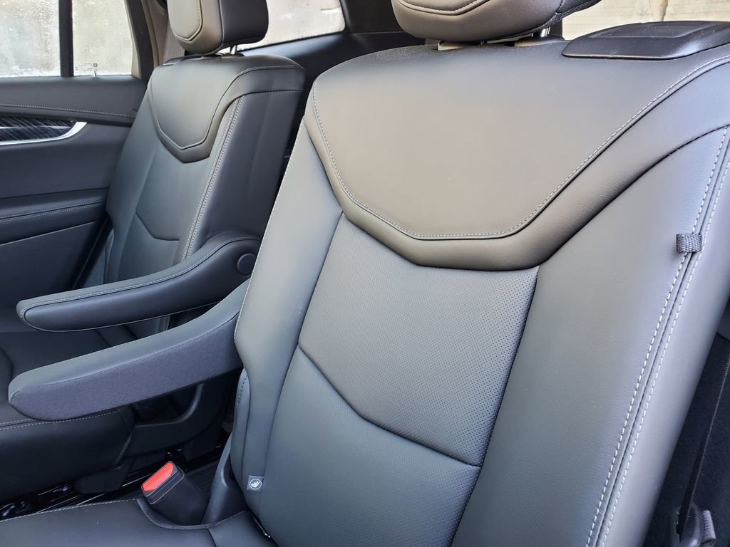 Certified 2024 Cadillac XT6 Premium Luxury w/ Technology Package image 42