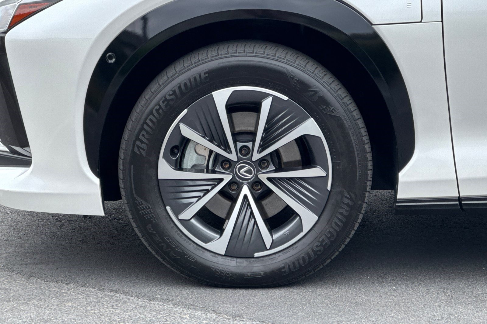 Certified 2024 Lexus RZ 450e Premium w/ Technology Package AWD/4WD image 37