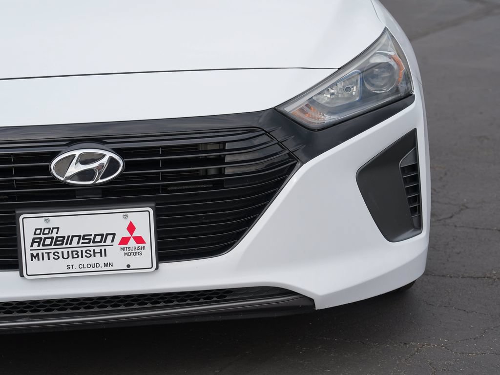 Used 2018 Hyundai Ioniq Blue FWD image 9
