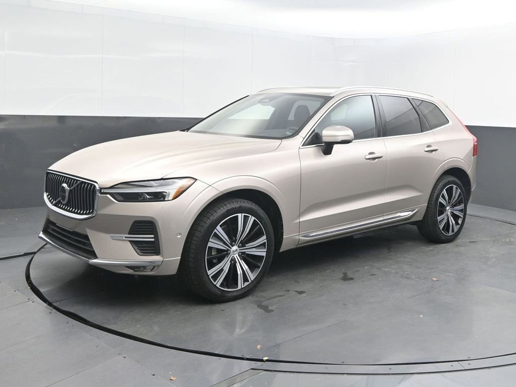 Certified 2023 Volvo XC60 B5 Plus image 1