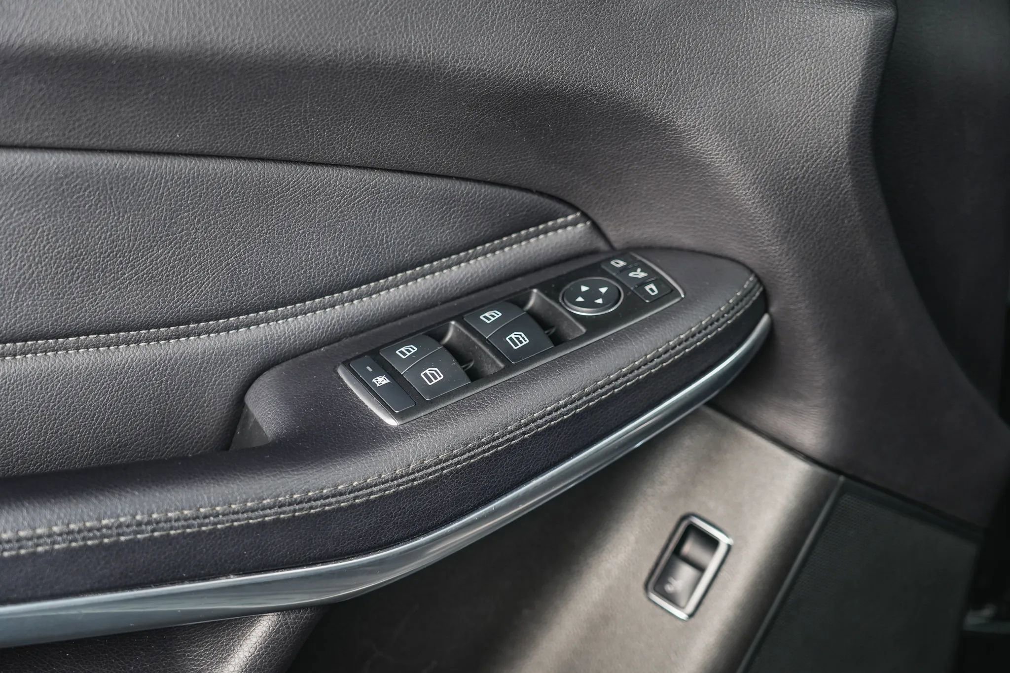 Used 2017 Mercedes-Benz GLS 550 GLS 550 Sport Utility 4D image 33