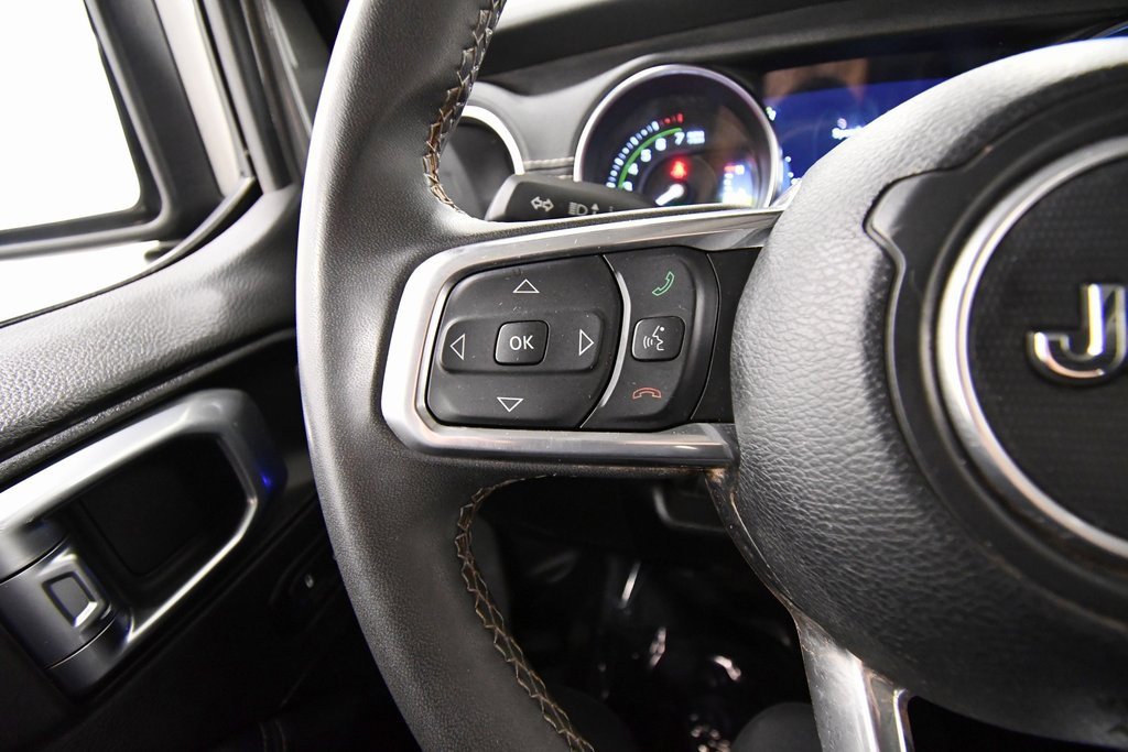 Used 2023 Jeep Wrangler Unlimited Sahara image 19