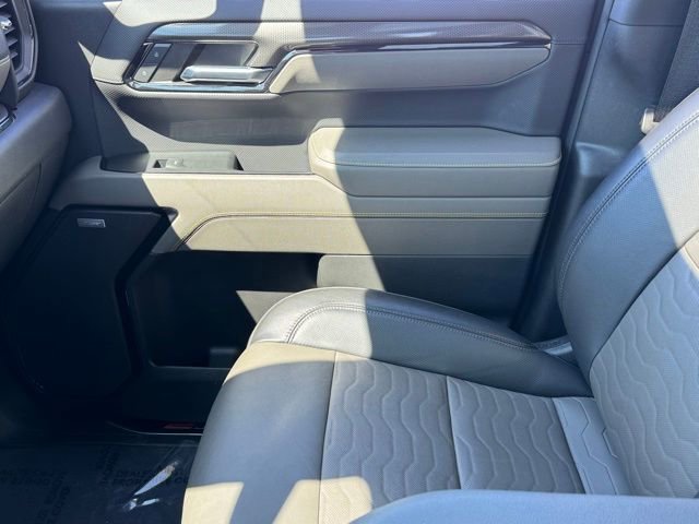 Used 2023 Chevrolet Silverado 1500 ZR2 AWD/4WD image 21