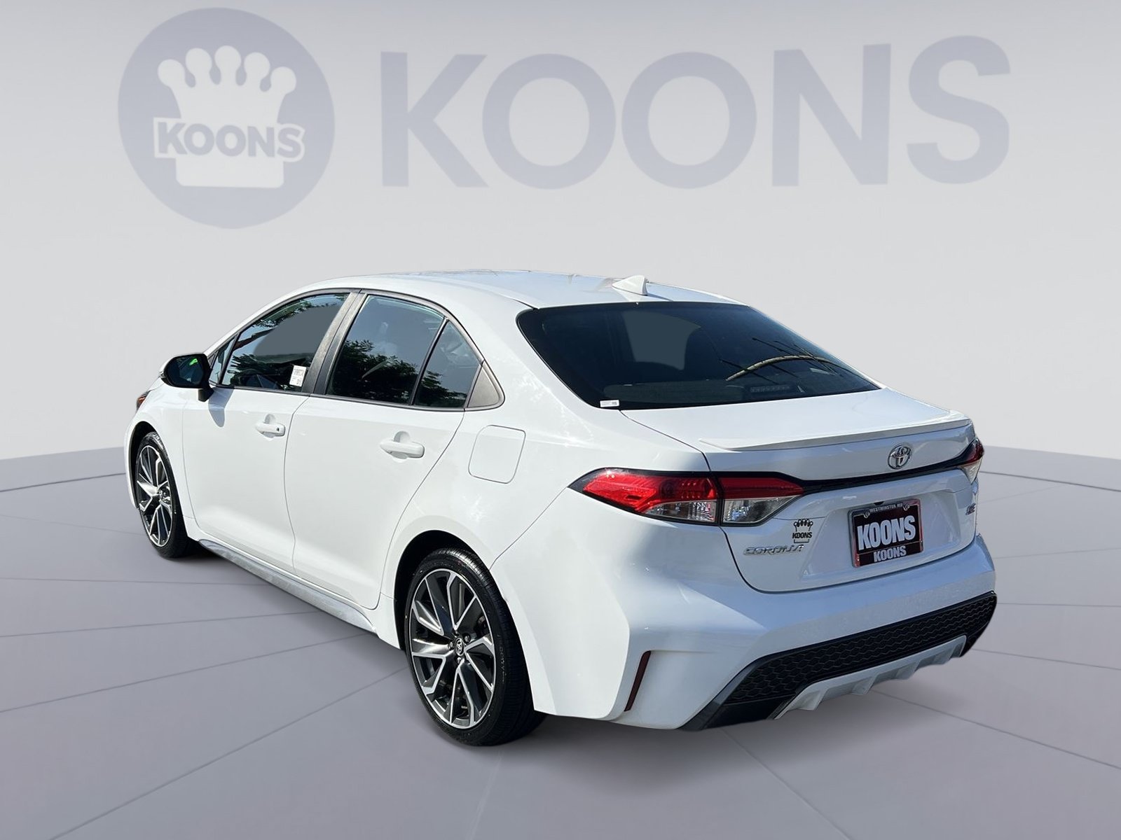 Used 2021 Toyota Corolla SE FWD image 4