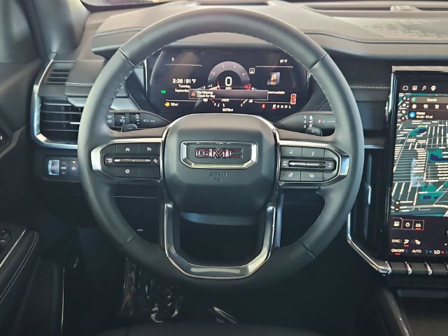 Used 2025 GMC Acadia Elevation w/ Elevation Premium Package FWD image 12