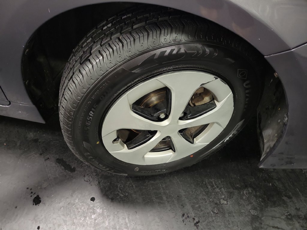Used 2013 Toyota Prius Two FWD image 10