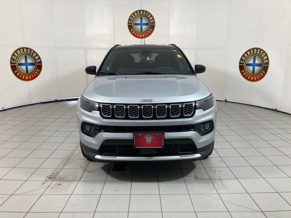Used 2025 Jeep Compass Limited image 18