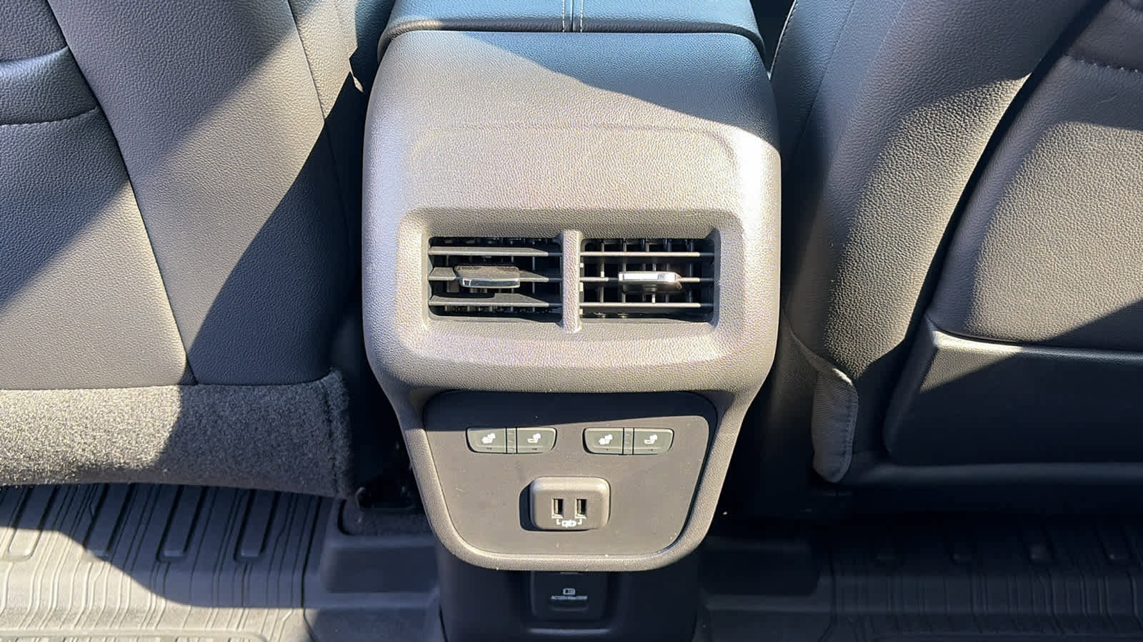 Used 2019 GMC Terrain Denali w/ Driver Alert Package II image 24