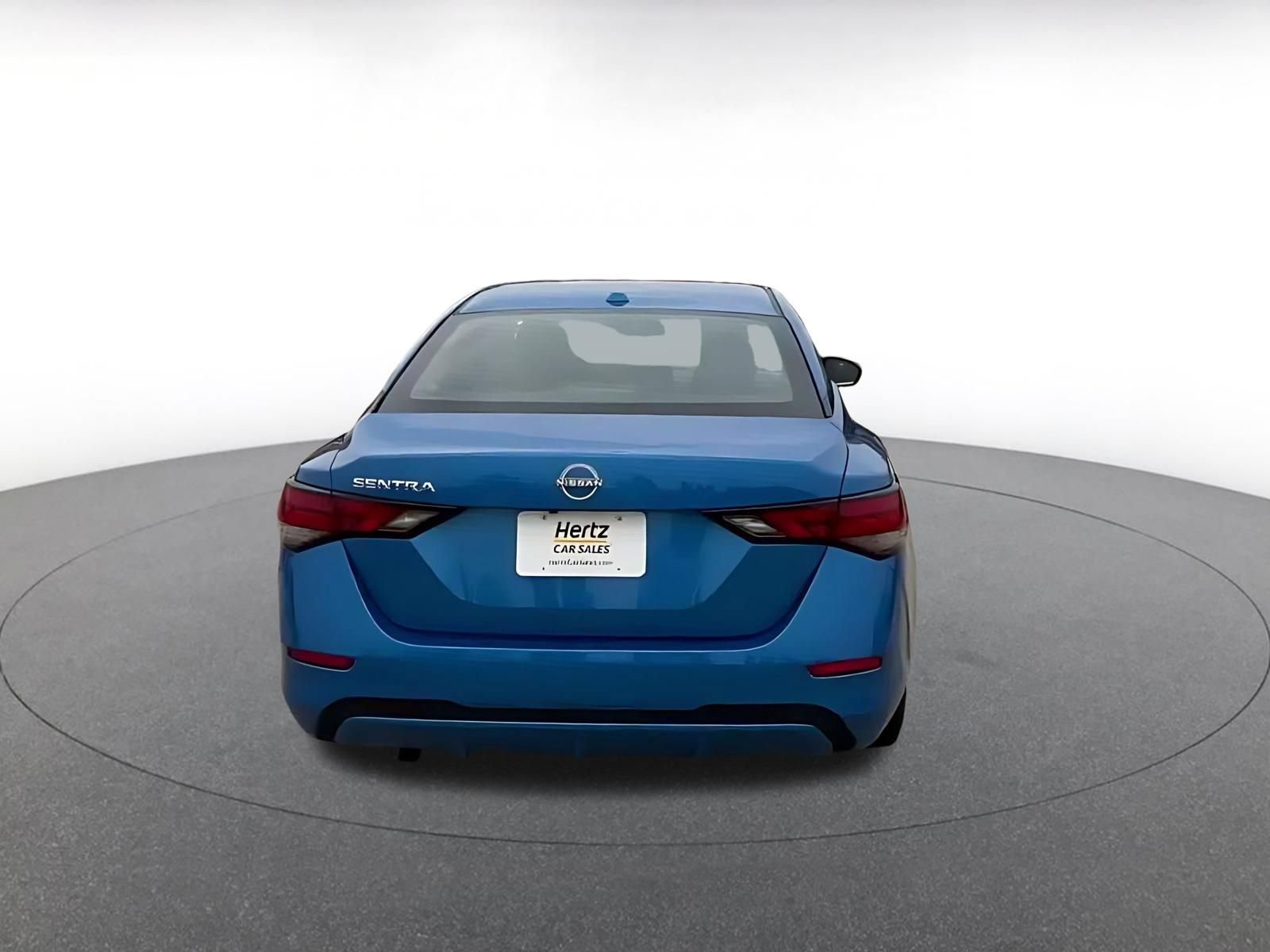 Used 2025 Nissan Sentra SV FWD image 12