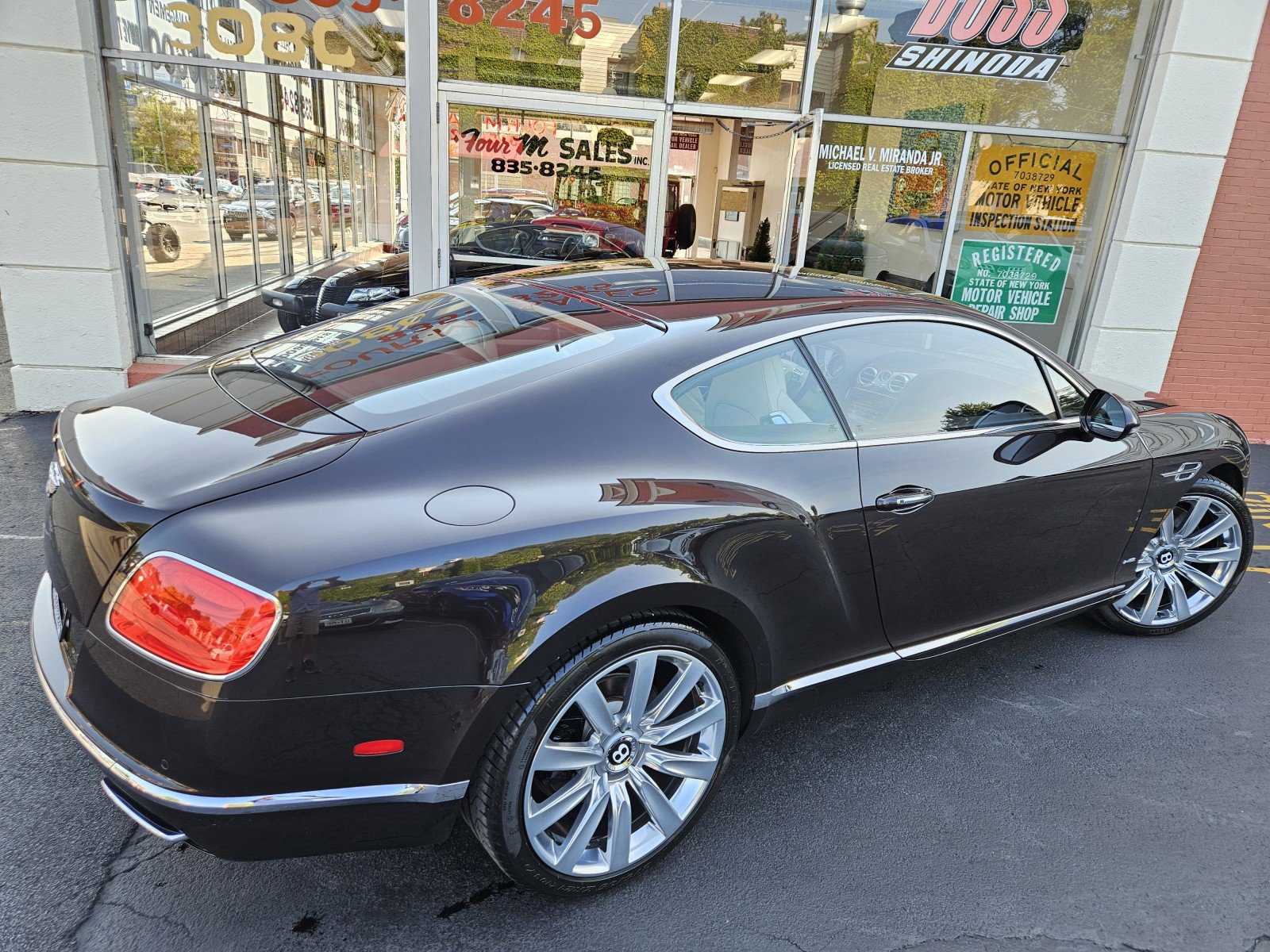 Used 2016 Bentley Continental GT image 15