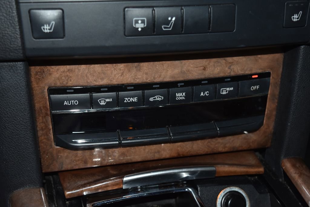 Used 2012 Mercedes-Benz E 350 4MATIC Sedan image 14