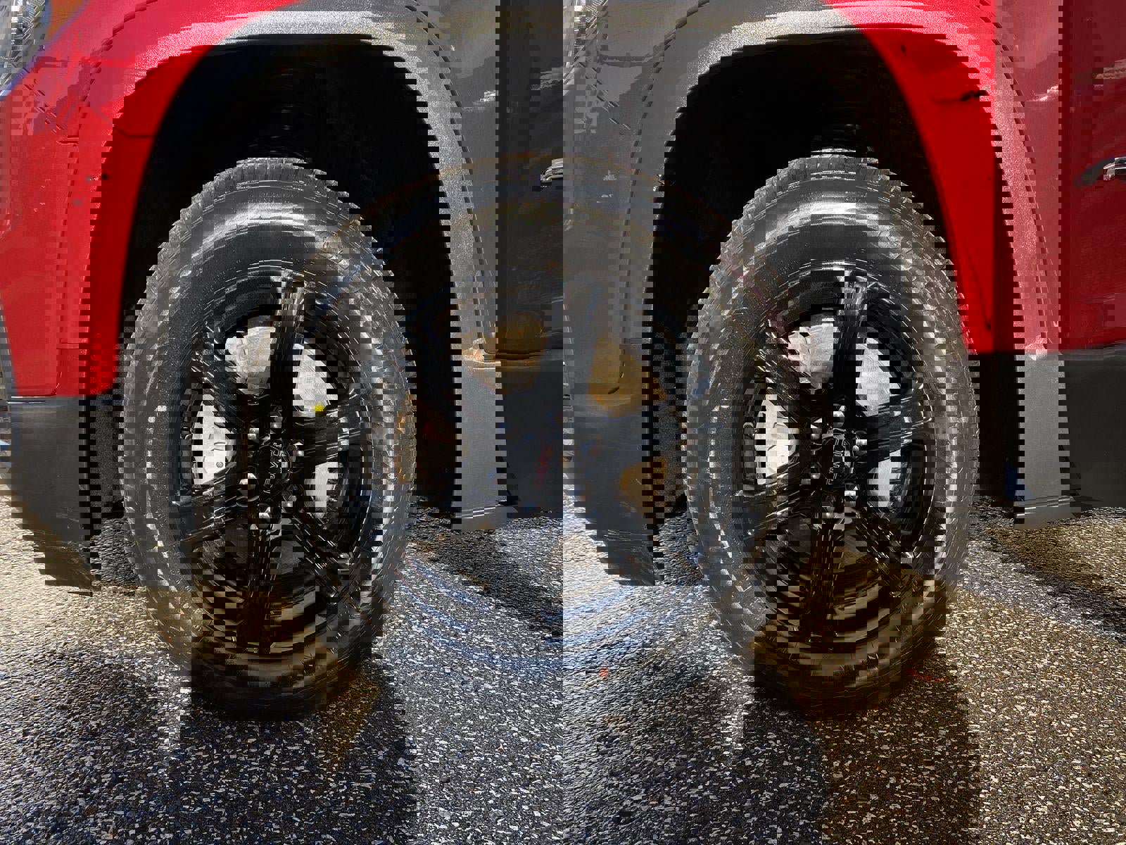 Used 2023 GMC Acadia AT4 image 25