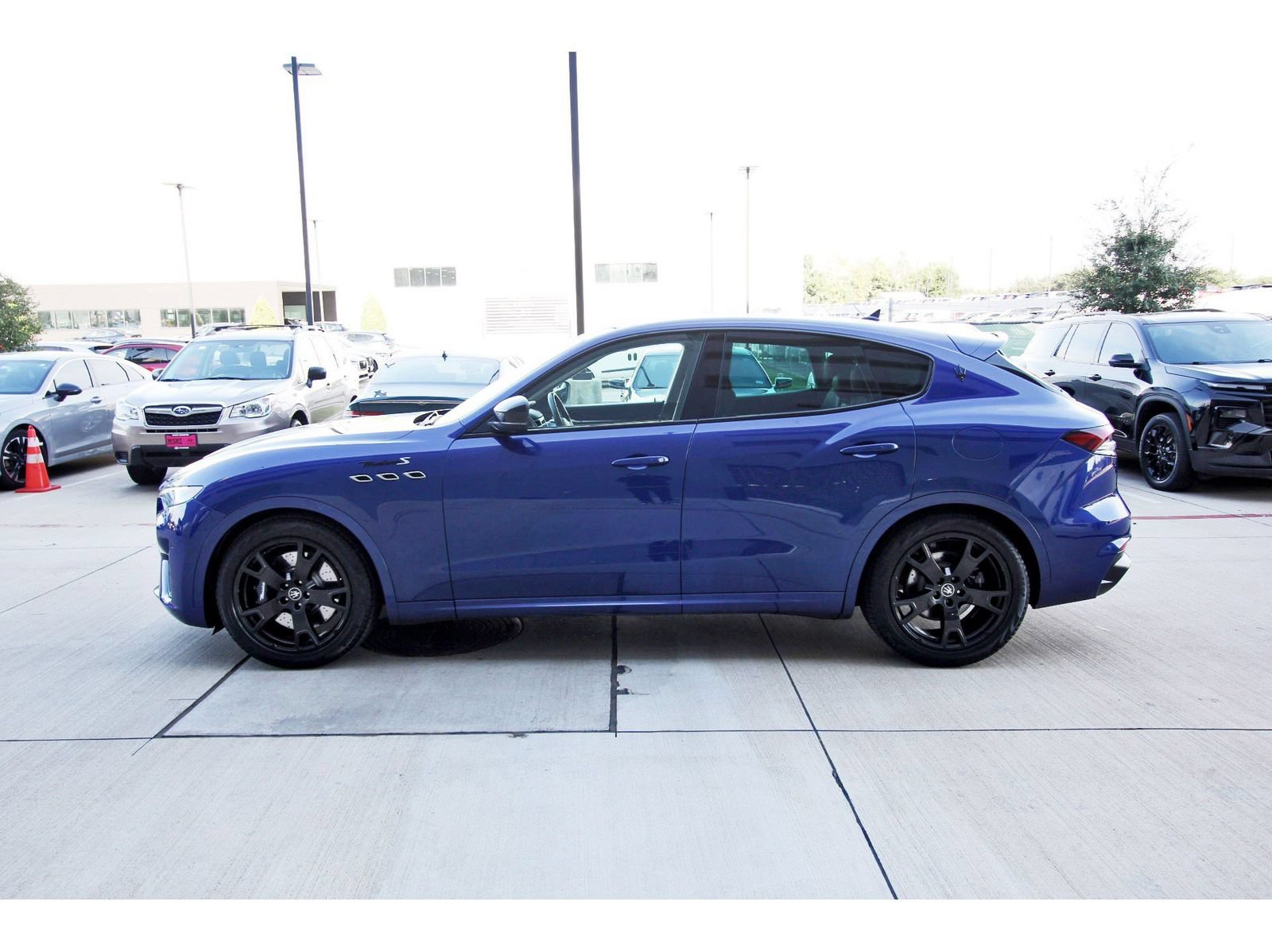 Used 2022 Maserati Levante Modena S AWD/4WD image 5