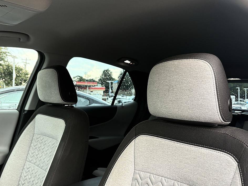 Used 2023 Chevrolet Equinox LS w/ Midnight Edition FWD image 5